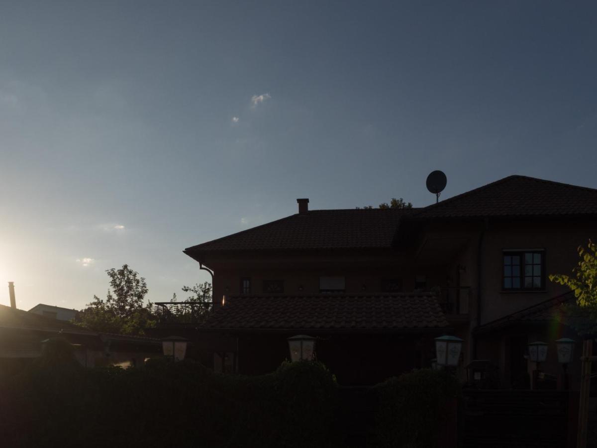 Landhaus Nalbach Hotel Exterior photo